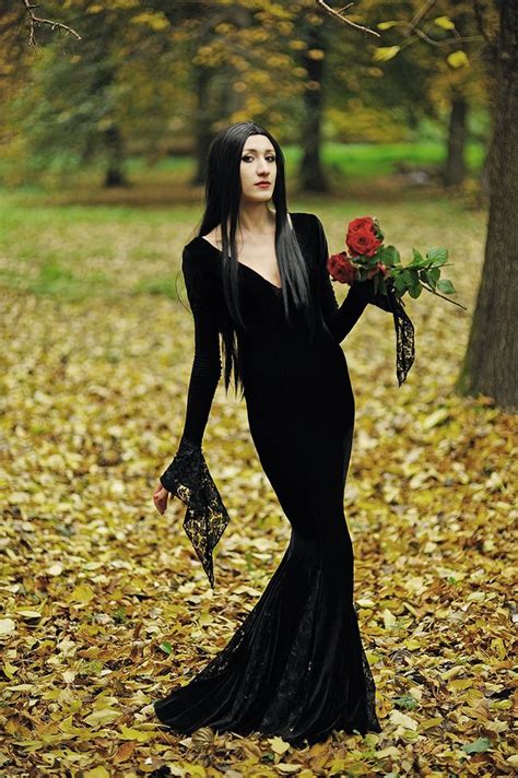 Morticia Addams Cosplay Pic Morticia Addams Cosplay 55998 The Best