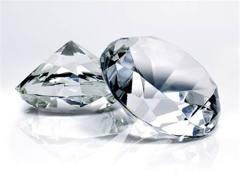 April Birthstone Spotlight Diamond Lavalier Jewelry Insurance