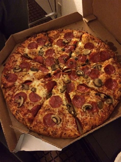 Pizza bestellen doe je bij domino's. Domino's Pizza - 14 Reviews - Pizza - 520 S Hwy 89 ...
