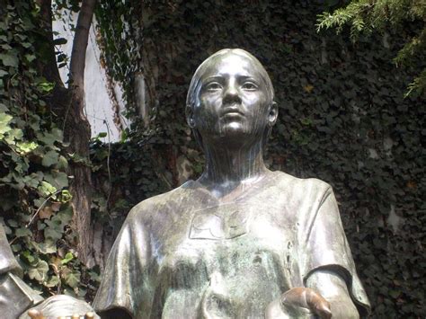 Biografía De Malinche Mujer Esclava E Intérprete De Hernán Cortés