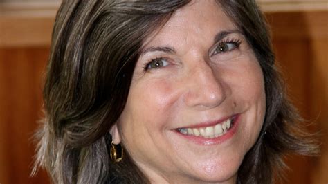 Book Review Still Life With Bread Crumbs By Anna Quindlen Npr