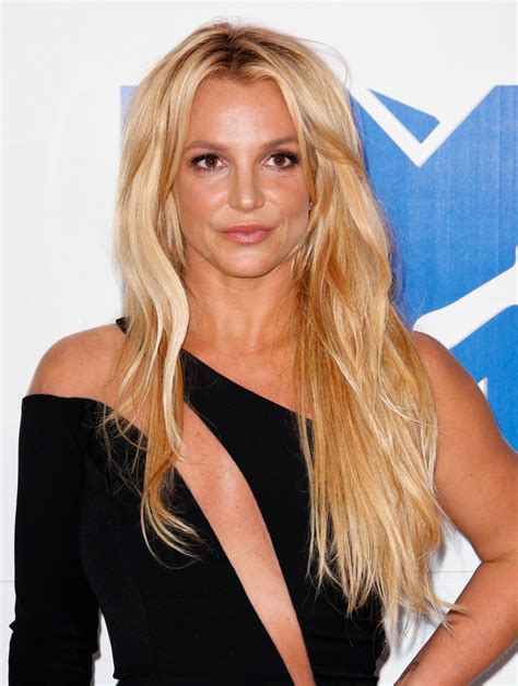 Britney Spears Debuts New Haircut In 2023
