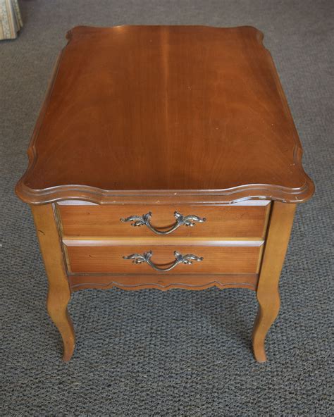 Shop used bassett furniture coffee tables on sale on kaiyo. Bassett Maple End Table | New England Home Furniture ...