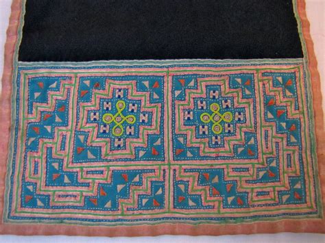 hmong-collar-hmong-embroidery,-embroidery-inspiration,-reverse-applique