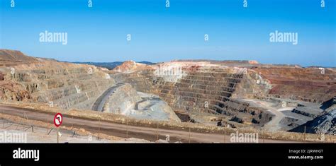 Rio Tinto Copper Mine Hi Res Stock Photography And Images Alamy