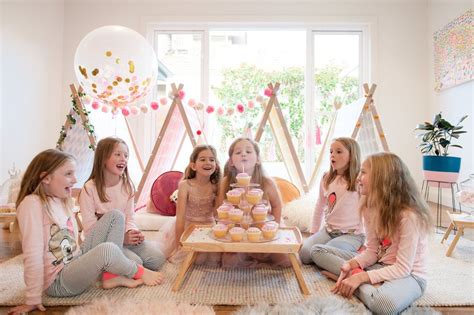 Teepee Dreams kids teepee tent slumber sleepover party Melbourne
