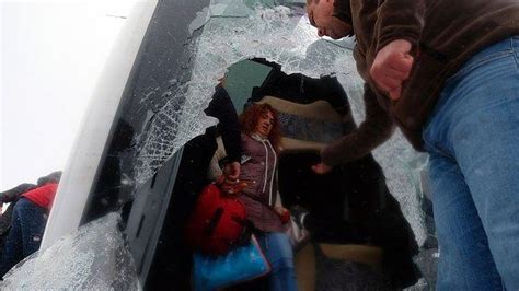 Konya da 2 Tur Otobüsü Devrildi 1 Rus Turist Öldü Çok Sayıda Yaralı Var