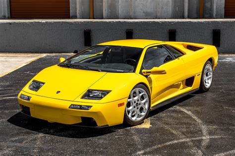Used 2001 Lamborghini Diablo Vt Immaculate Condition W Extensive