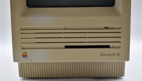Vintage Rare Apple Macintosh Se Model M5011 Computer Read Pinnacle Micro