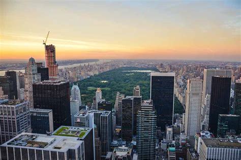 Explore New York City Ny Bustling City Filled With Attractions And