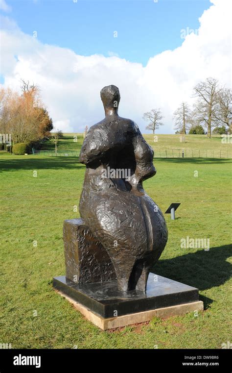 Henry Moore Sculpture Seated Woman Bronze Sculpture Stock Photo Alamy