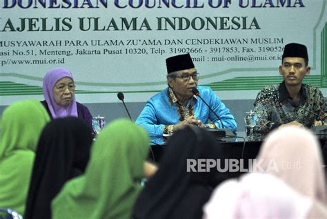 It has no economic strength that gives it value, nor an. MUI: Selama tidak Merugikan Umat, Bitcoin Sah Saja ...
