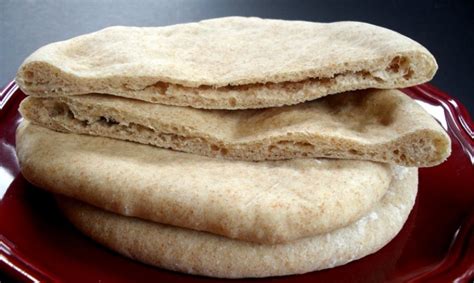 And if you are wondering if it is worth making pita bread at home, the answer for me is very simple. Bodybuilding Almond Flour Pitta Bread recipe.