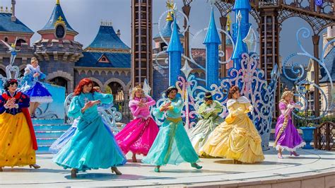 Conheça Os Incríveis Shows E Atrações Na Main Street Da Disneyland