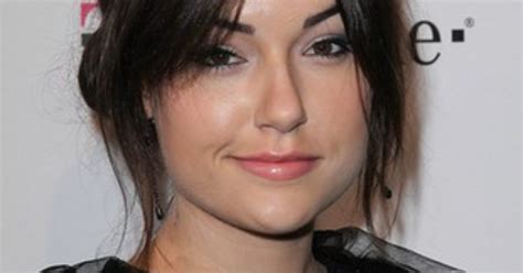 Sasha Grey Wybiera Elegancki Wizerunek Foto Kozaczek