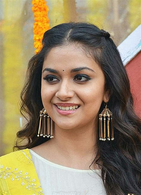 Keerthi Suresh HD Wallpapers Hot Spicy Photos With No Watermarks