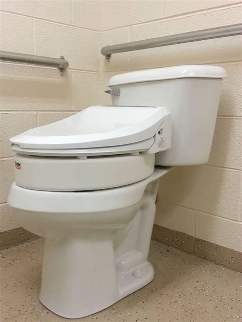 How To Choose An Accurate Toilet Seat Riser
