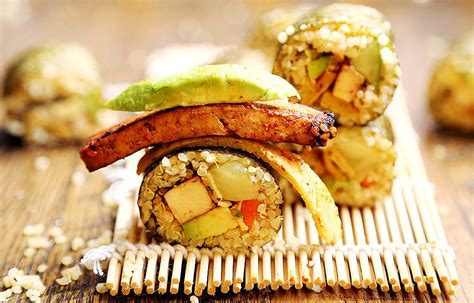 A variety of studies have shown that eggs can help people feel more satisfied and stop them overeating. 10 High Protein, Low Fat Vegan Meals for Aspiring Athletes