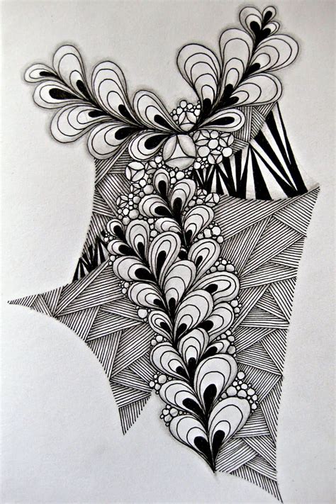 Claudia S World Of Zentangles Zentangle Drawings Doodles Zentangles