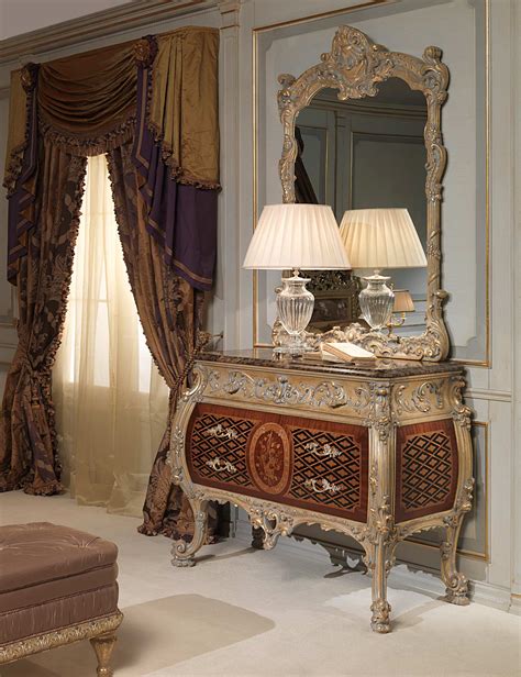 Tutte le camere da letto moderne proposte a prezzi scontati sono. Camera da letto classica Emperador Gold, comò intagliato ...