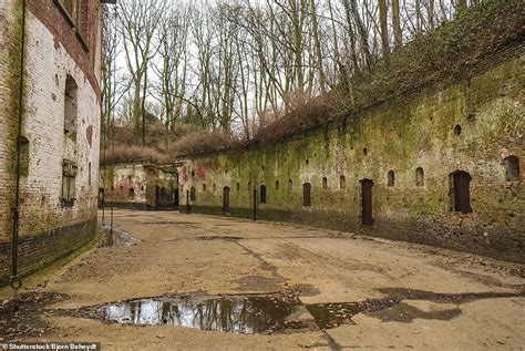 Fascinating New Book Reveals Abandoned Ruins From World War I Pedfire