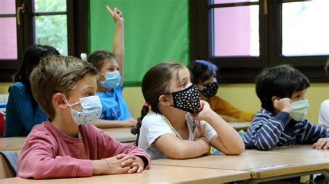 Logopedas Y Pediatras Observan Un Retraso En El Desarrollo Del Habla En