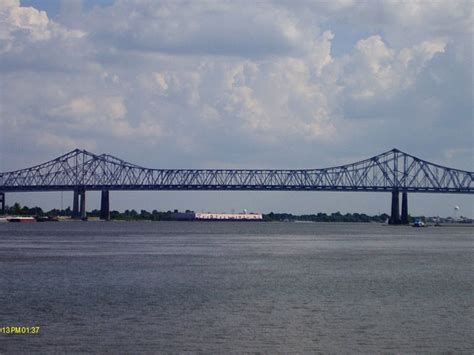 New Orleans Mississippi River Bridge Smithsonian Photo Contest