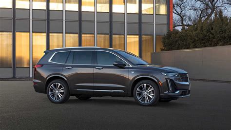 Cadillac Ev Previewed By Three Row Crossover Concept Autoevolution