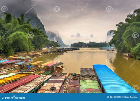 Guilin Guangxi China Karst Mountains Stock Image Image Of Distance