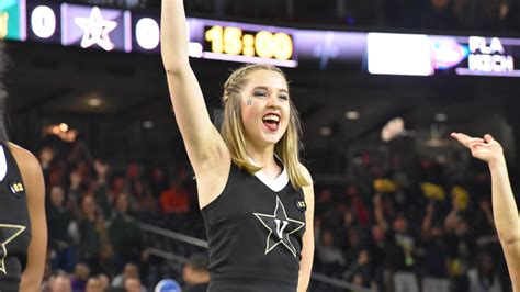 Photos Vanderbilts Cheerleaders Dance Team And Marching Band At 2018
