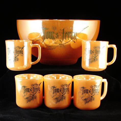 Love This Vintage Set Holiday Punch Vintage Fire King Punch