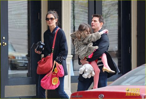 Tom Cruise Katie Holmes Suri Tribeca Trio Photo