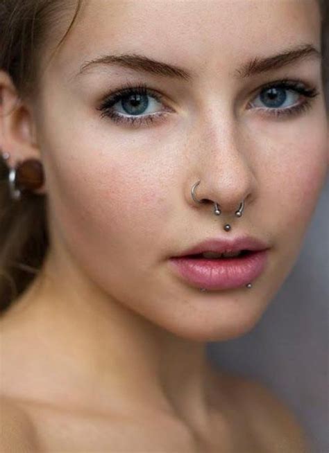 Cute Facial Piercings For Girls To Stand In Vougue0141 Piercing In 2019 Piercing No Septo