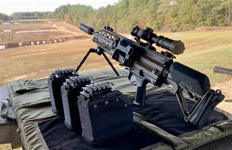 Fn Herstal Unveils Evolys Ultralight Machine Gun Chambered In 65x43 Mm