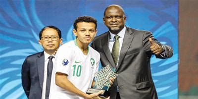 وی را جزو صحابه رسول خدا(ص) به شمار آورده‌اند. العمار أفضل لاعب.. تمبكتي أفضل مدافع.. واللعب النظيف للأخضر