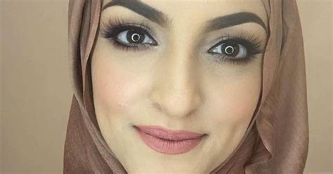Huda Quhshi Opens Women Only Hijab Friendly Salon Teen Vogue
