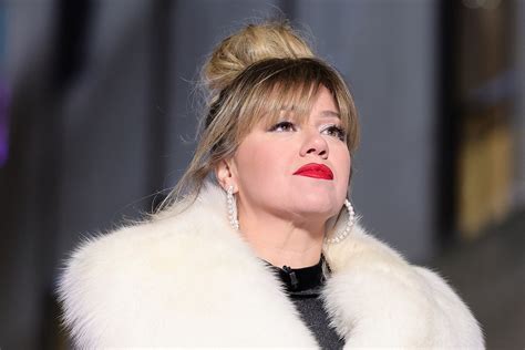 Kelly Clarkson Says She Never Wanted To Get Married DRGNews