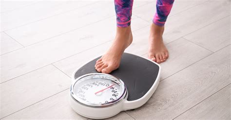 Should You Weigh Yourself Everyday Olde Del Mar Surgical