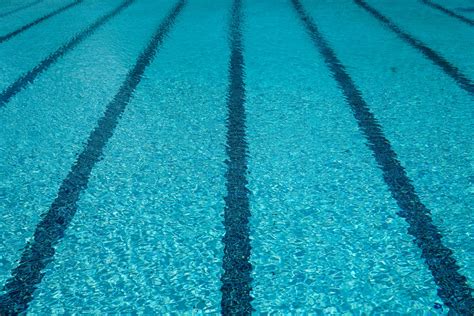 London Olympic Swimming Pool Evacuated After Chlorine Gas Leak