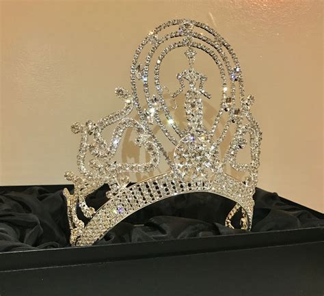 Miss Universe Classic Crown Chandelier Crown And Miss Universe Org Card