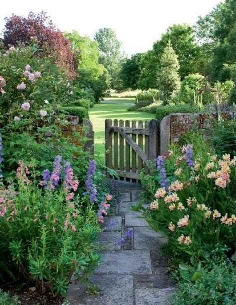 Beautiful Gardens Pinterest Cottage Garden Country Garden Decor