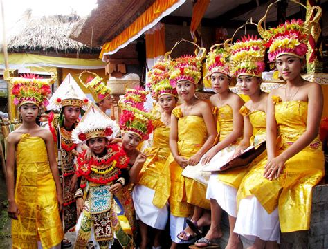 Balinese People Balinese Bali Meet Asia Pulau Bailiku