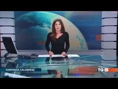 Presenter Forgets She S Sitting At A Glass Desk And Gives Viewers A