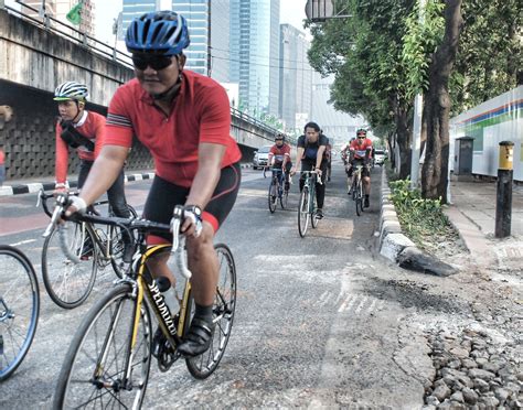 Travel on countless routes lasting from 3 days up to 13 days, and with 5 indonesia bicycle tours listed you're sure to find one for you. Viroke Jakarta, Indonesia | Indonesia