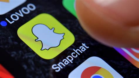 Snapchat Remakes Itself Splitting The Social From The Media The New