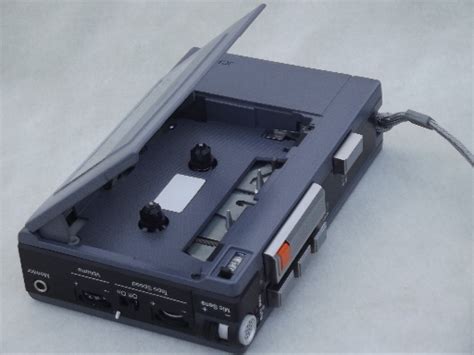 80s Mini Tape Player Retro Jcpenney Portable Cassette Recorder 681 6559