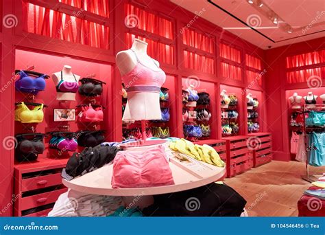 Victoria S Secret Store Editorial Photo Image Of Fashion 104546456
