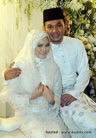 To be loved is something. Gambar Aida Gadis Melayu & Saiful Nizam di Majlis Akad ...