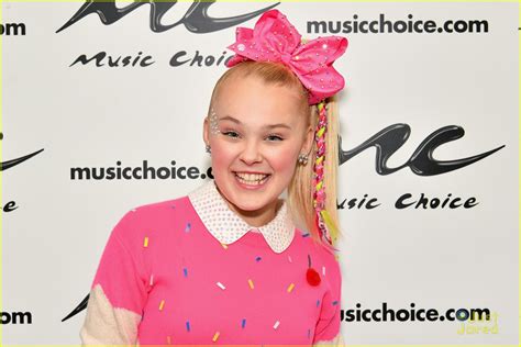 Jojo Siwa Wears Bright Pink To Two Appearances In Nyc Photo 1129407