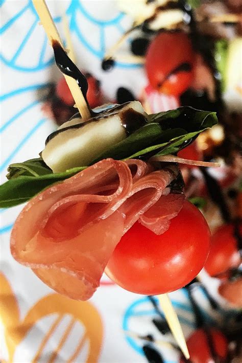 Solar Eclipse 2017 Prosciutto Caprese Kebabs Appetizer Reluctant